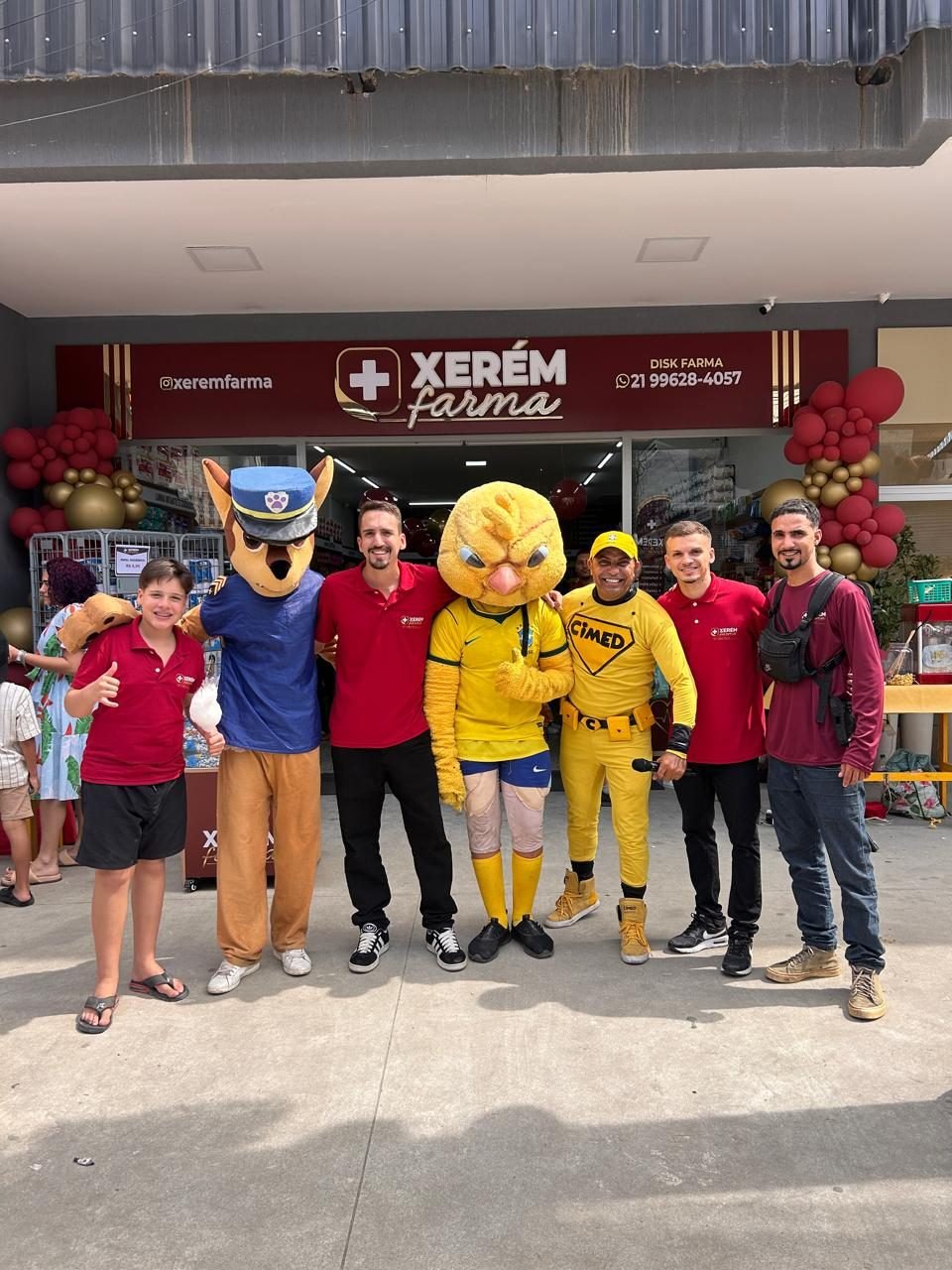 Dia da inauguração da Xerém Farma